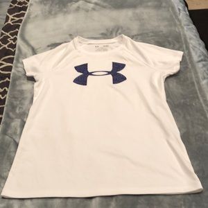 Under Armour Heat Gear T, girls size L.